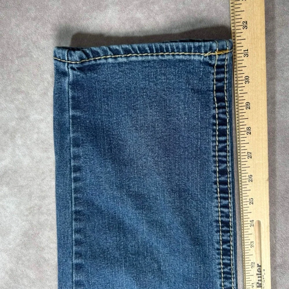 True Religion Geno Relaxed Slim Blue Jeans Mens 44 Medium Wash Flap Pocket Denim